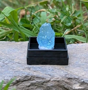 Natural Aquamarine Crystal Display 12mm X 9mm - Picture 1 of 3