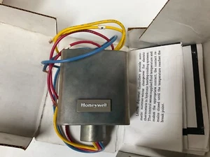 NEW HONEYWELL L6076B-1023 / L6076B1023 (Open Box) Strap on AQUASTAT - Picture 1 of 3