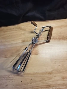Vintage Hand Mixer Manual Stainless Steel Egg Beater Double Whisk Crank Brown - Picture 1 of 10