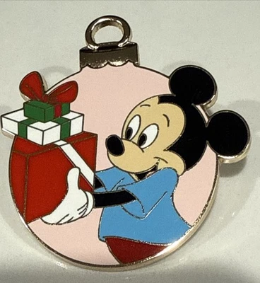 2025 DISNEY PLUTO’S ÁRBOL DE NAVIDAD MISTERIO ORNAMENTO PIN MICKEY CON REGALO LR Foto 1 de 2