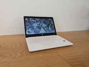 HP Laptop (14-BP115TX) 14" - i5-7200U - 8GB RAM - 128GB SSD - AMD RADEON R7 M340 - Picture 1 of 7