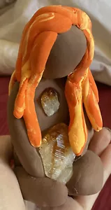 handmade clay sculpture Goddess Holding A Citrine Crystal - Picture 1 of 7