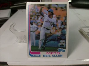 1982 Topps Baseball  #205 - Neil Allen - New York Mets  82-1537 - Picture 1 of 2