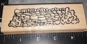 Steinheckenmauer, Landhaus, Stechpalme Beerenhaus, 405, Gummi, Holz. - Bild 1 von 2