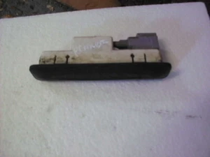 Nissan Primera P12 2005 hatchback liftback interruptor de apertura - Imagen 1 de 1