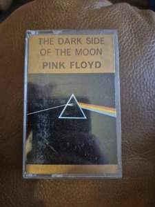 PINK FLOYD - DARK SIDE OF THE MOON ORIGINAL HARVEST CASSETTE TAPE - Picture 1 of 4