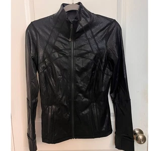Chaqueta Atlética Lululemon Spark Manifesto Foil Define Negra Delgada 8 Deportiva Elegante - Imagen 1 de 11