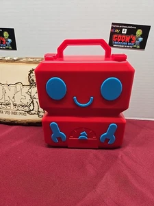 Juego y 7 robots Lakeshore Carry Around Robot Town - Imagen 1 de 11