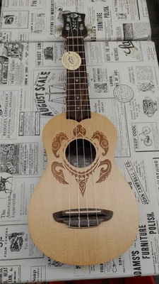 Luna UKE-HONU-SPR Honu Turtle Spruce Soprano Ukulele GS-003 - Image 1 of 4