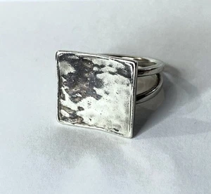 Retired Silpada Bold Hammered Sterling Silver 3/4" Square Ring Size 7.5 R1688 - Picture 1 of 3