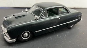SC3 1949 Ford Coupe BUILT MODEL Car 1/25 McM - Picture 1 of 7