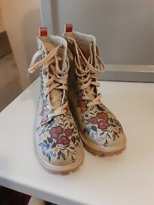goby boots Flowery Boots Size 40