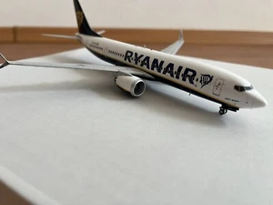 JC Wings Boeing 737 MAX 8 Ryanair EI-HAW - Picture 1 of 10