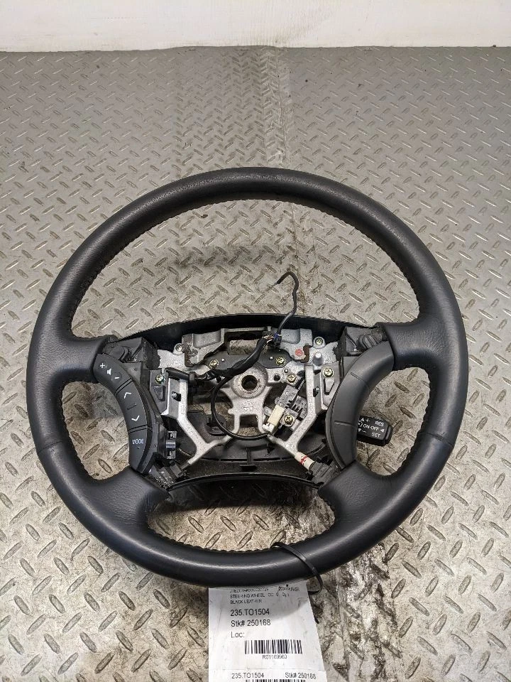 Toyota 4runner 2003-2009 volante cuero negro con crucero y radio C 116 Foto 1 de 4