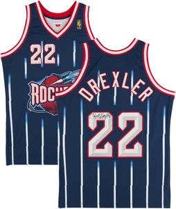 Clyde Drexler Rockets Signed Mitchell & Ness Navy 1996-97 Authentic Jersey - Picture 1 of 5