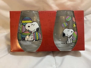 New Peanuts Snoopy & Woodstock 20oz. Glasses Tear Drop Set Of 2 - Picture 1 of 6