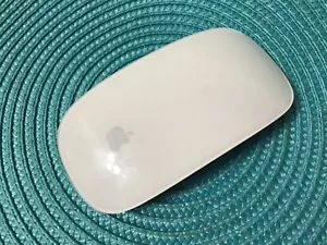 genuine Apple A1296 wireless bluetooth mouse - Picture 1 of 4