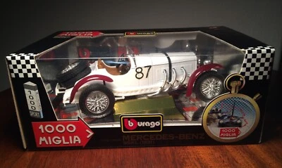 Coche de carreras modelo Mercedes Benz SSKL Bburago 1/18 1931 (# 87 Miglia White Burago) Foto 1 de 4