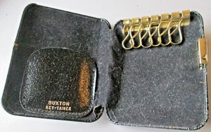 PESTILLO A PRESIÓN VINTAGE BUXTON CUERO NEGRO SOBRE HIERRO "LLAVERO" 3 1/8" X 2 9/16" - Imagen 1 de 3