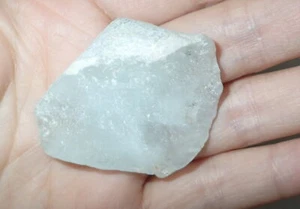 Aquamarine Rough Stone 105 Carat Piece From Afghanistan 43x38x11 mm - Picture 1 of 5
