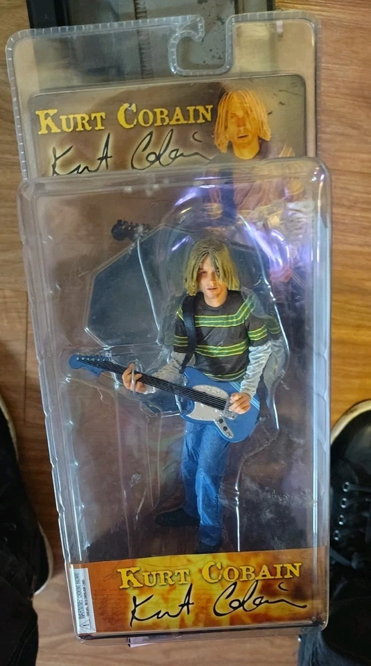 Figura de acción Kurt Cobain Nirvana NECA 2006 7"" muñeca juguete Skyblue Fender guitarra Foto 1 de 2