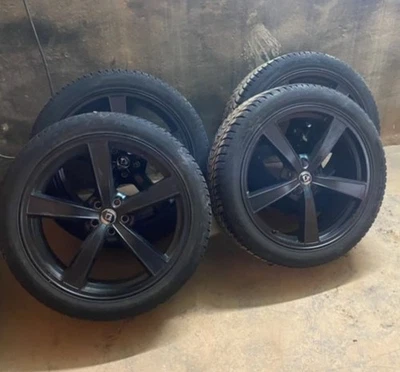 Winter Komplett Radsatz Diewe Schwarz 9x21 ET 25 , 5x112 Mit Hankook 275/40 R 21 - Bild 1 von 3