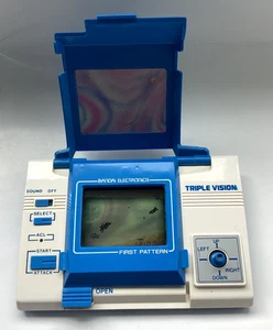 Vintage 1983 RARE BANDAI TRIPLE VISION GUNDAM SPACE CENTURION (Very Good Cond) - Bild 1 von 16