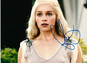 Emilia Clarke Autogramm Game of Thrones Autograph Star Wars Terminator Futurama - Bild 1 von 1