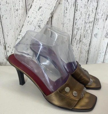 Sandalia BURBERRY Bronce Metálico Oscuro Punta Abierta Tacón Deslizable Mujer 9.5 Foto 1 de 4
