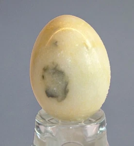 Alabaster Ei beige 6 cm Naturstein 184 g Dekoei #6613 - Bild 1 von 3