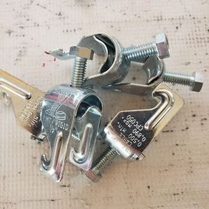 (100) T&B Cobra Cable Pipe Clamp Galvanized 1/2" CPC050, 100 Units, Free Ship - Picture 1 of 8