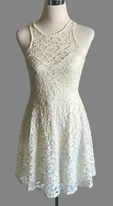 Material Girl Damen Kleid Elfenbein Spitze Fit And Flare Gefüttert Knielang Gr. M - Bild 1 von 6