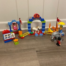 Lego Duplo 10504 ~  My First Circus