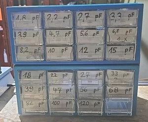 230x NOS Philips Class 1 Mini Keramik Kondensator 1pF-120pF 100V Sortiment E40#D - Bild 1 von 7