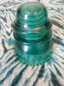 Vintage Hemingray - 42 Teal Blue Glass Insulator Made In USA A-02 - Picture 1 of 2
