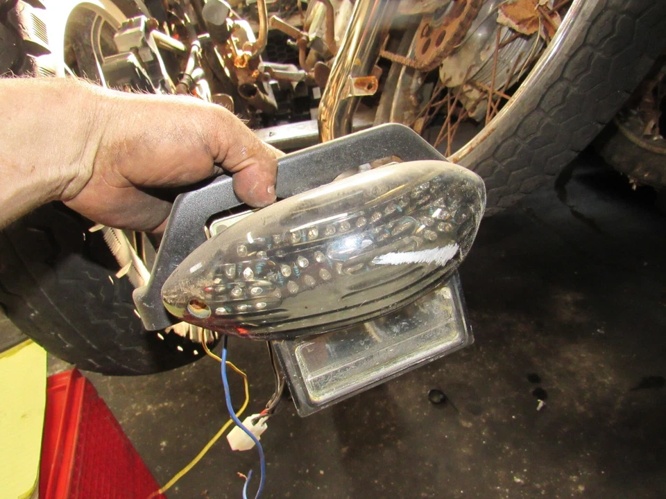 Luz trasera freno Suzuki GSX600 2004 Katana 04 Foto 1 de 1