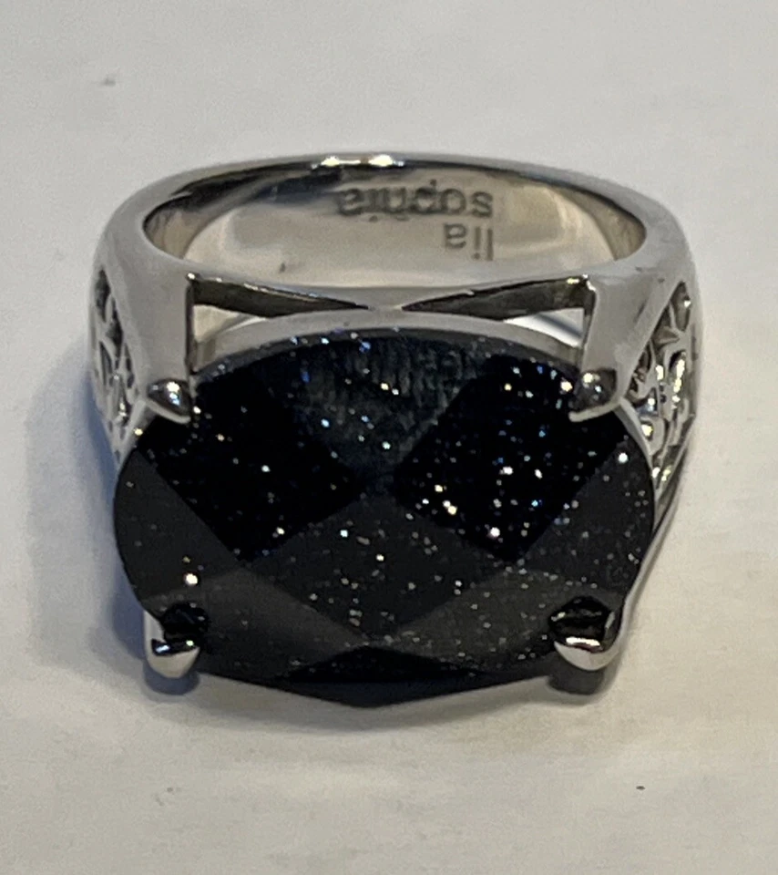 Anillo Lia Sophia Incógnito Tono Plata Con Grande Púrpura Brillante Piedra Ovalada Talla 7 Foto 1 de 4