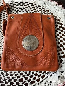 Vintage Tooled Leather Silver Medallion Boho Western Crossbody Bag Purse - Picture 1 of 10
