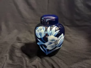 Ray Control Lidded Urn, Cobalt Blue w/ White Flower, 6" H - PRE-OWNED - Picture 1 of 12