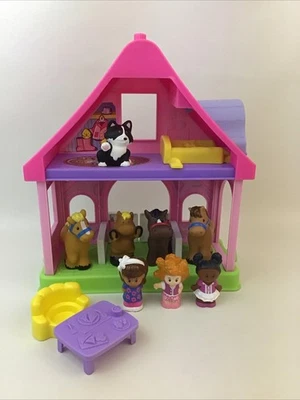 Fisher Price Little People Pink Pony Horse Stable Farm Barn Sounds & Animals - Image 1 of 4