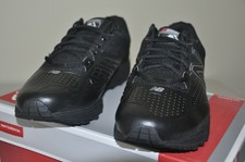 new balance umpire base shoes