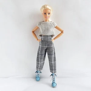 Barbie Outfit. Barbie Hose. Barbie Top. Barbie Schuhe. Barbie Kleidung.  - Bild 1 von 7