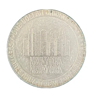New York NY Hotel Casino Gaming Token $1 Dollar Poker Slots 1997 Statue Liberty - Picture 1 of 9