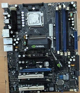 EVGA Nforce 680I SLI Motherboard with Processor and io shield read description - Photo 1/6