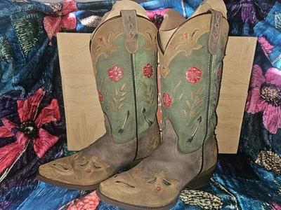 Botas Laredo Femininas Miss Kate Floral Tooled Inlay Snip Toe Casuais, TAMANHO 8 - Imagem 1 de 4