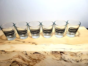 BUSHMILLS IRISH WHISKEY SCHUSSGLÄSER NEU 6ER SET BARWARE KLAR & SCHWARZ - Bild 1 von 13
