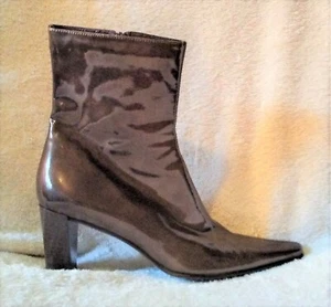 AQUATALIA WATERPROOF BOOTS, BROWN PATENT, 2 3/4" HEEL. ZIP-UP. SZ 8 1/2 NARROW - Picture 1 of 5