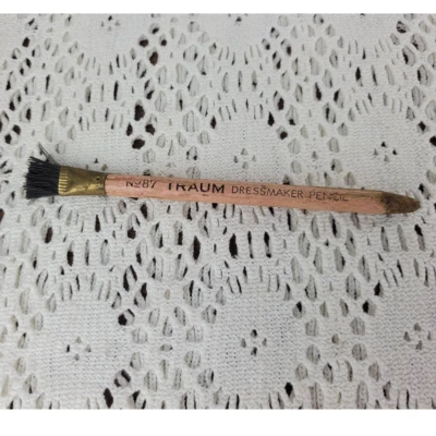 Lápiz rosa vintage de modista de ensueño n.º 87 Foto 1 de 4