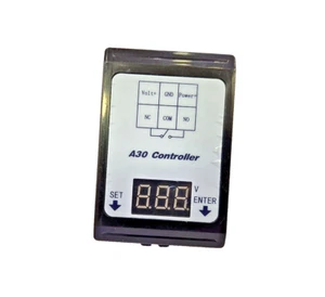 Dry contact A30 controller relè automatico impianto fotovoltaico - Foto 1 di 3