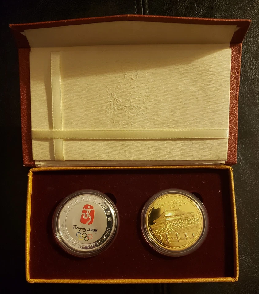  2008 Beijing China Olympic Commemorative Coin Collection Coin Set - Image 1 of 4